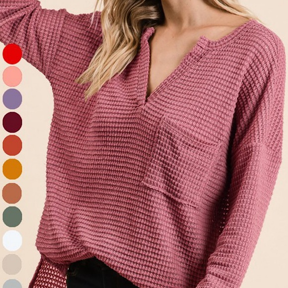 Tops - Popcorn Top

-Waffle Knit

-Front Pocket

-Side Slit